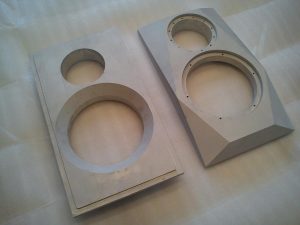 aluminiowe obudowy glosnikow frezowanie CNC 04 300x225 - aluminiowe-obudowy-glosnikow-frezowanie-CNC-04